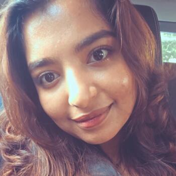 Babysitter Berlin: Akshaya