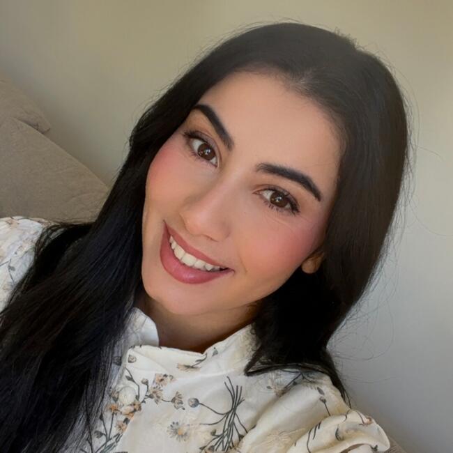 Babysitter in Pontault-Combault: Dounia