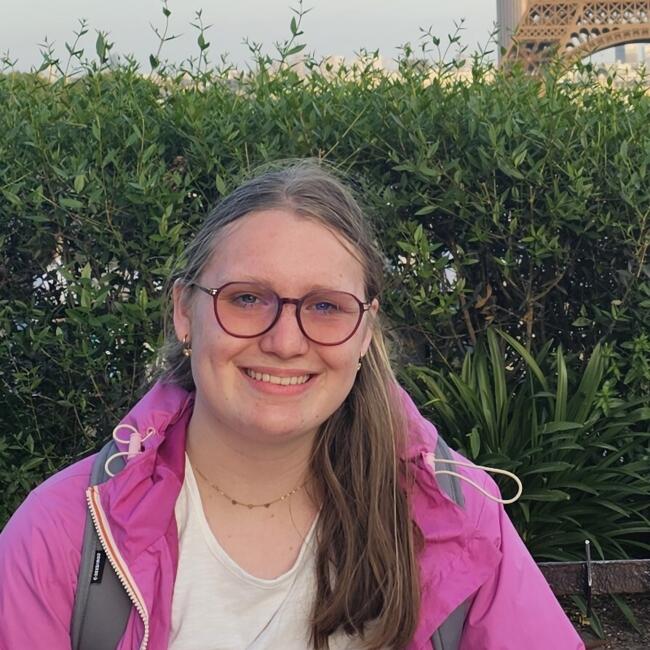 Babysitter in Veurne: Emma