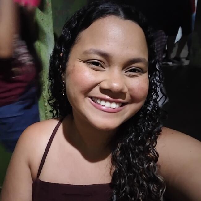 Babá em Campina Grande: Anna