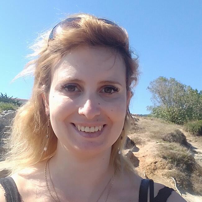 Babysitter in Valongo: Laura