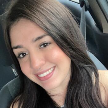 Babysitter Caxias do Sul: Hevelyn