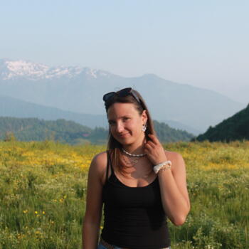 Babysitter Ugine: Eva