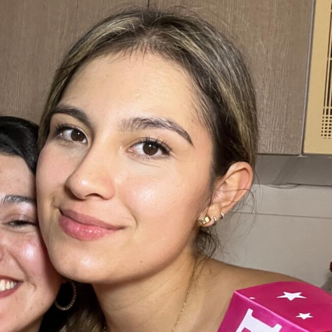 Nanny in Teruel: Angie Nathalia