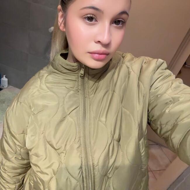 Baby-sitter à Tournai: Angelina
