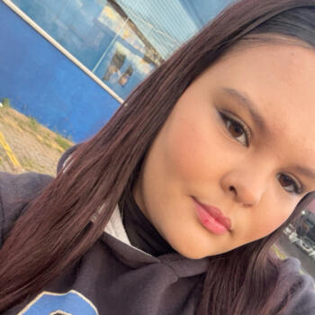 Babysitter Londrina: EMELLY