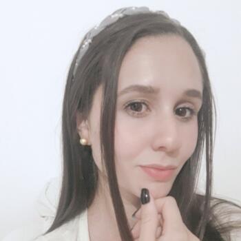 Babysitter in São José dos Pinhais: Isabela