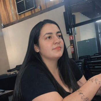 Babysitting job in Uberlândia: babysitting job Camila