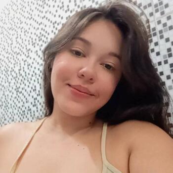 Babysitting job in Araçatuba: babysitting job Larissa