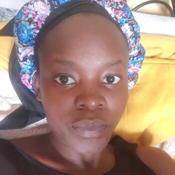 Babysitter in Nairobi: Lavender