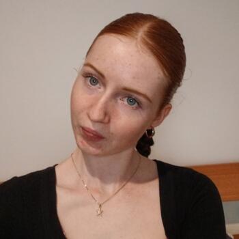 Babysitter in Hastings: Lily