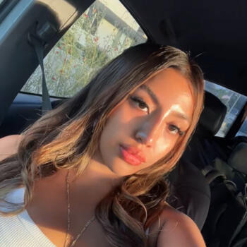 Babysitter in Santa Barbara: Desteny