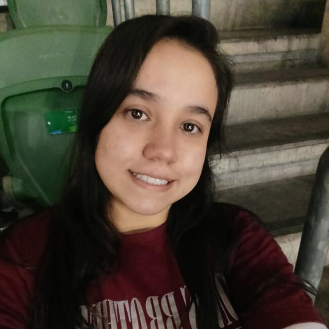 Babysitter in São Paulo: Kelly