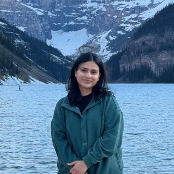 Baby-sitter in Kelowna: Simranjit
