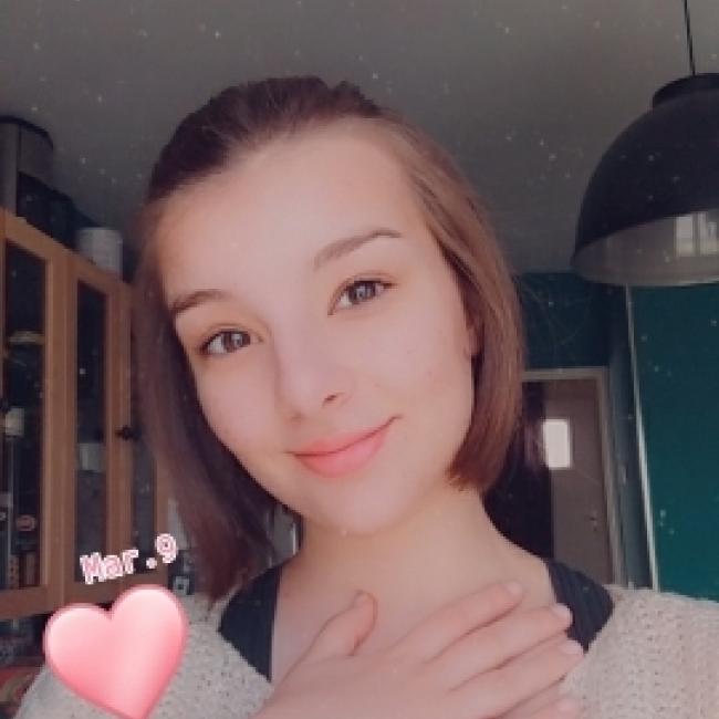 Niñera en Les Mesneux: Anais