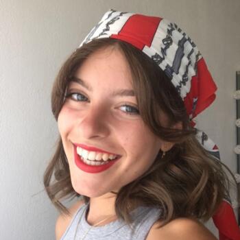 Baby-sitter in Bourges: Elisa