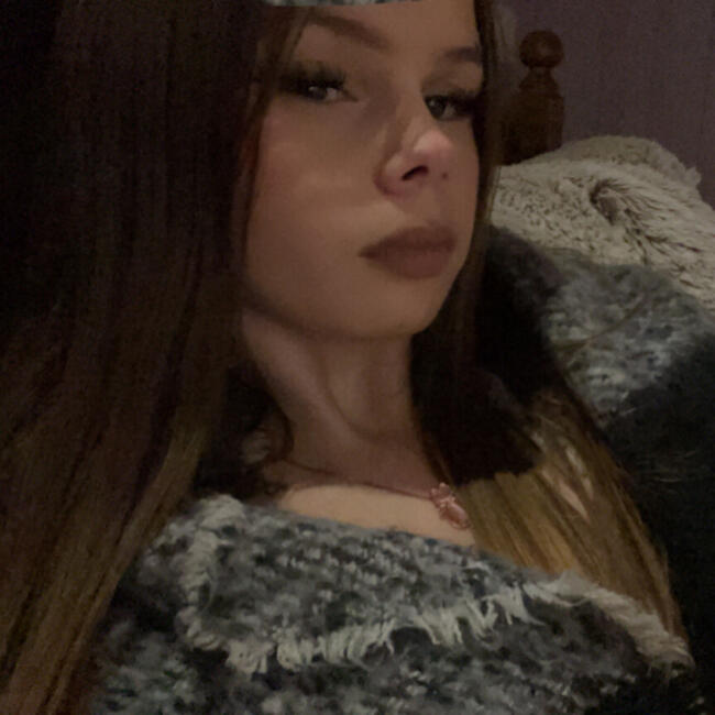 Babysitter in Villefranche-de-Rouergue: Justine