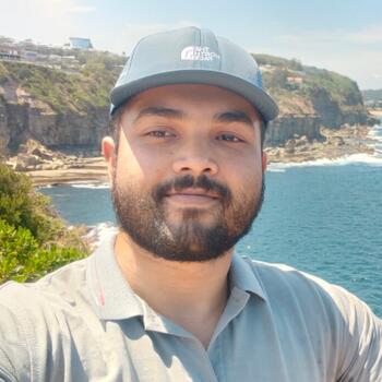 Babysitter in Central Coast: Shykh