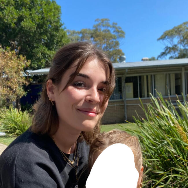 Babysitter in Bordeaux: Manon