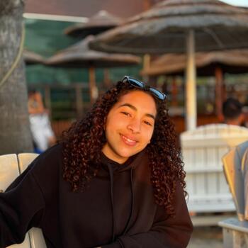 Babysitter em Costa de Caparica: Eduarda