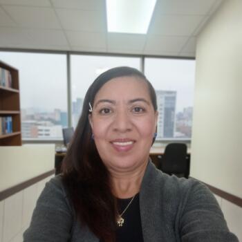 Babysitter in Bajo Boquete: Lady