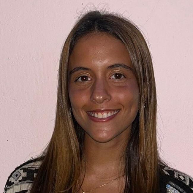 Babysitter in Oeiras: Rita