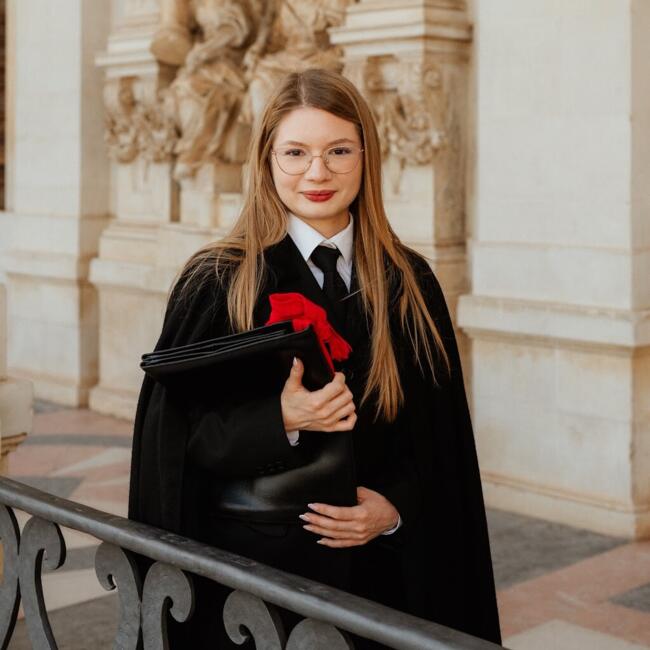 Babysitter in Coimbra: Fatima Helena