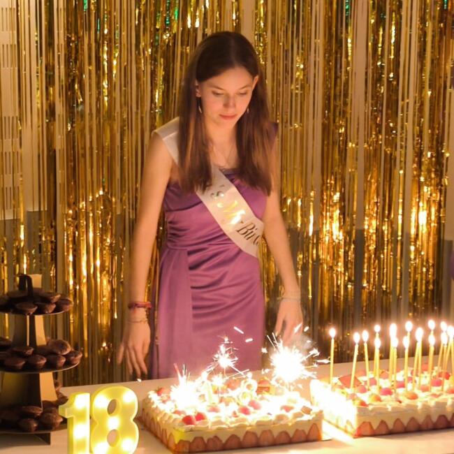 Babysitter in Chevroux: Floriane