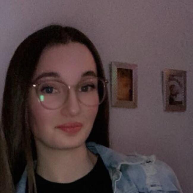 Babysitter in Seraing: Olivia
