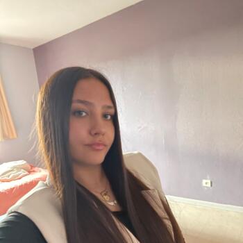 Baby-sitter Seillons-Source-d'Argens: Jade