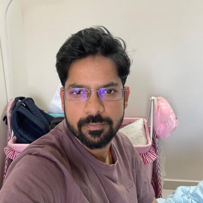 बंगलौर में बेबीसिटिंग की नौकरी: Sangeet