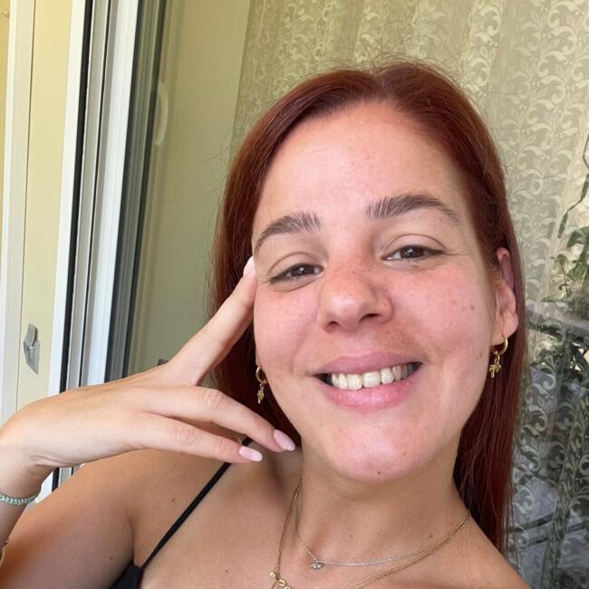 Babysitter in Melíssia: Ελένη