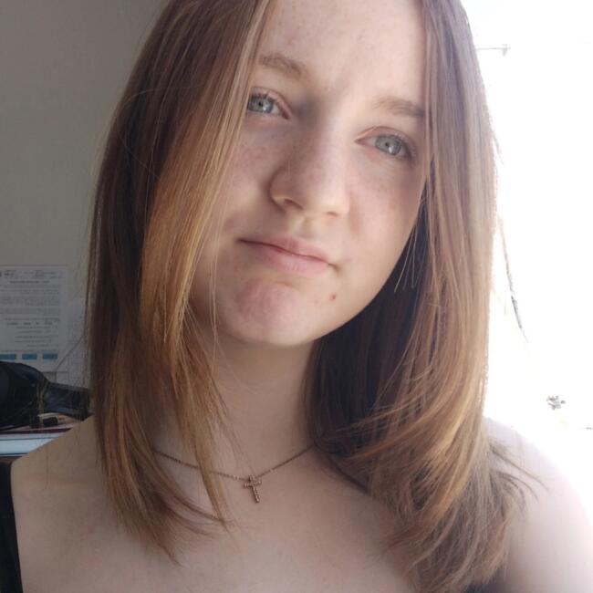 Babysitter in Nieul-sur-Mer: Camille