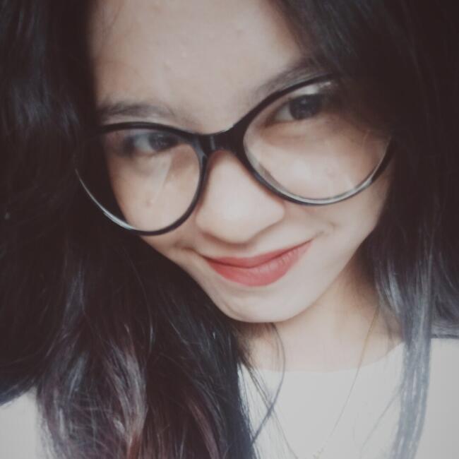 Babysitter in Jakarta: Indah