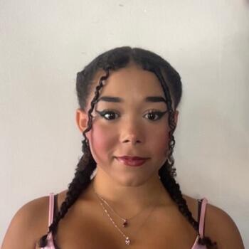 Babysitter Nottingham: Keeley