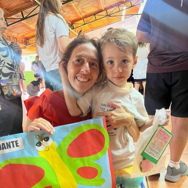Babysitter in Rosario: Lorena