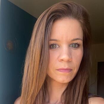 Babysitting job in Montereau-Fault-Yonne: babysitting job Aline