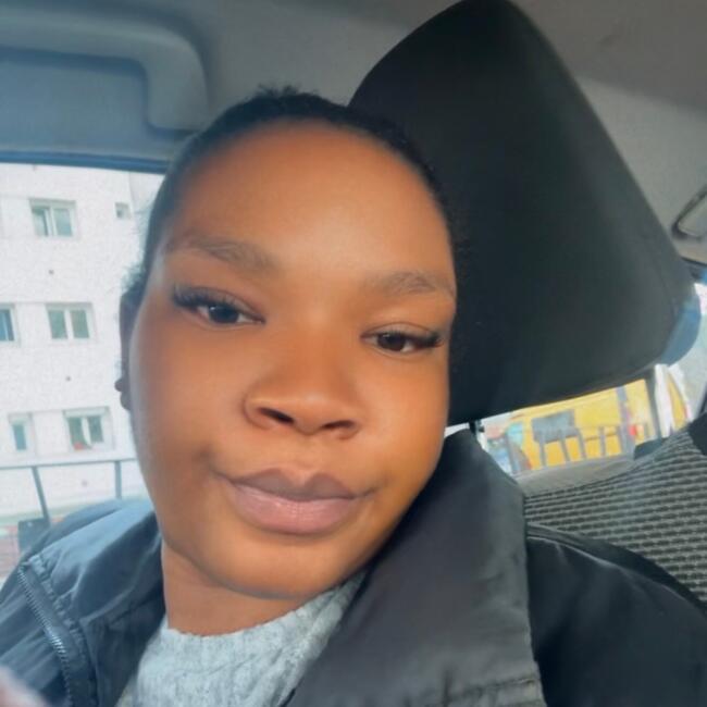 Babysitter in Crépy-en-Valois: Minechera