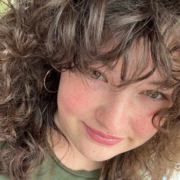 Babysitter in Christchurch: Izzy