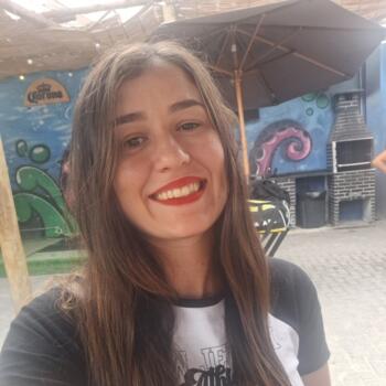 Babysitter in Barueri: Gabrielle