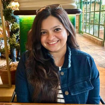 Δουλειά για babysitter στην περιοχή Μπανγκαλόρ: δουλειά φύλαξης παιδιών Vaishali