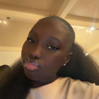 Babysitter in Noisy-le-Sec: Inaïya