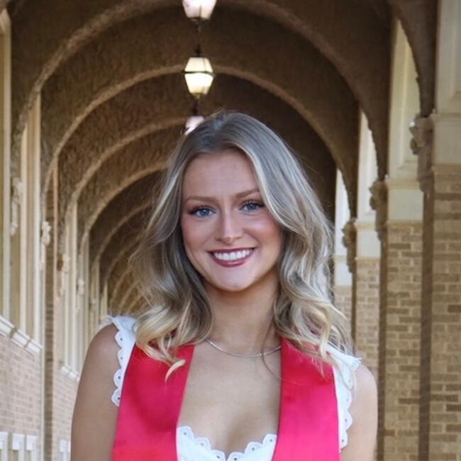 Babysitter in Austin: Sophia