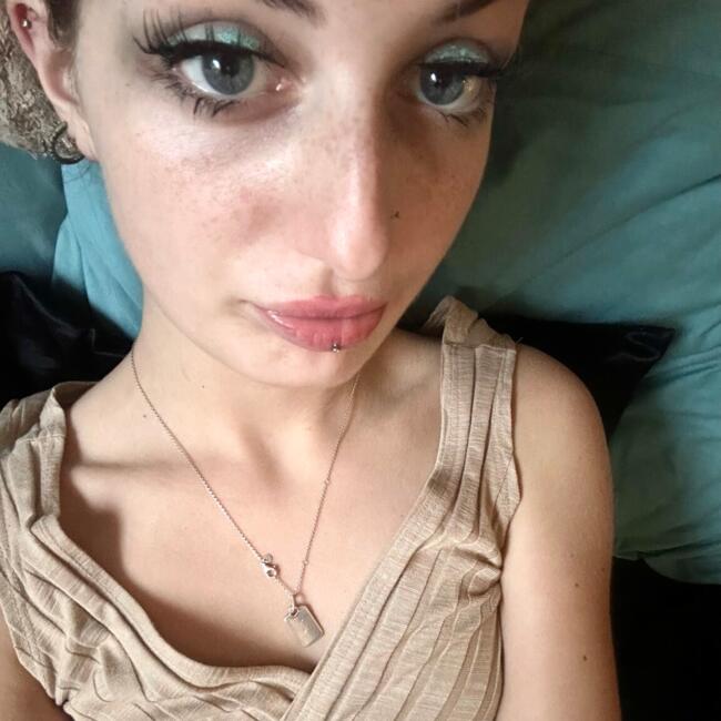 Babysitter in London: Izabel