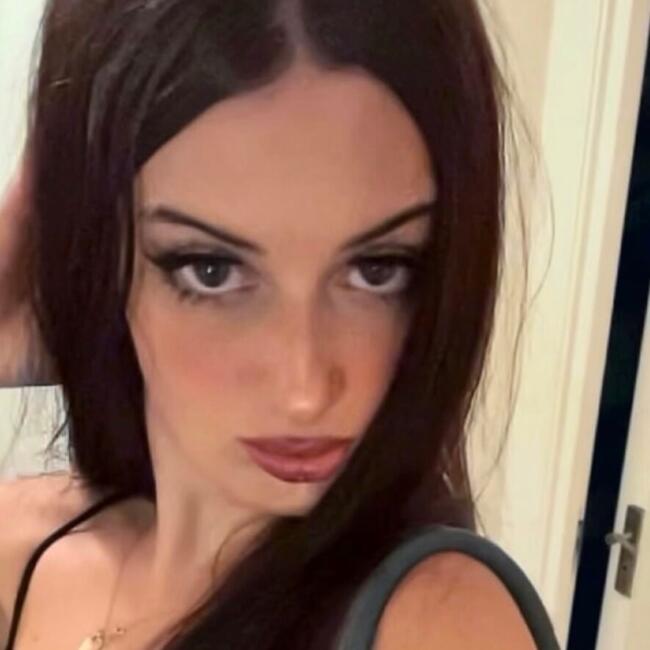 Babysitter in London: Izabel