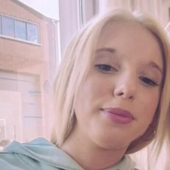 Babysitter in Ingelmunster: Jana