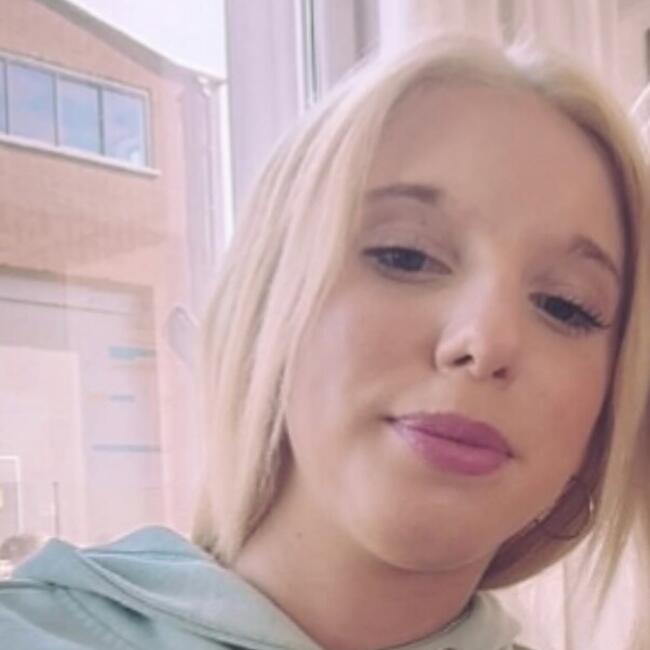 Babysitter in Ingelmunster: Jana