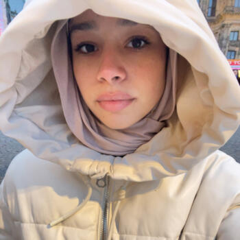 Babysitter in Bussum: Logy