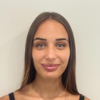 Babysitter in Melbourne: Ava