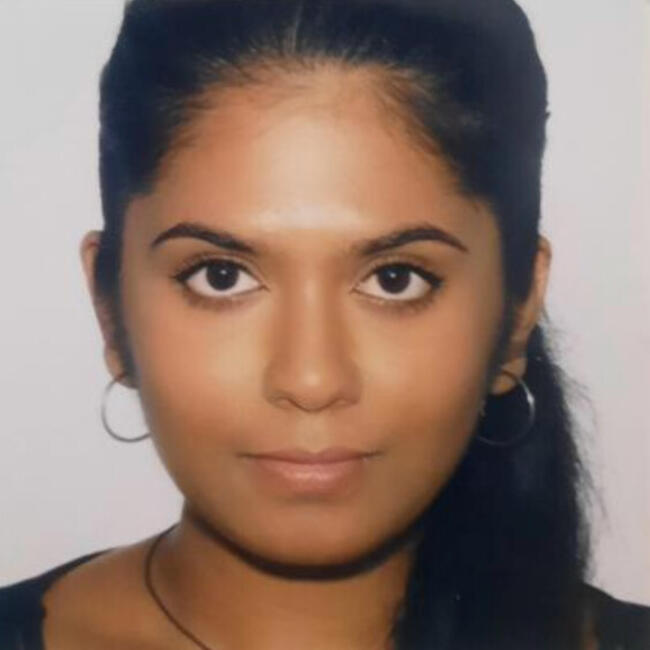 Babysitter in Vicenza: Dhananjana